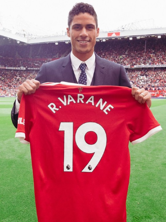 Varane Manchester United Jersey Number 19