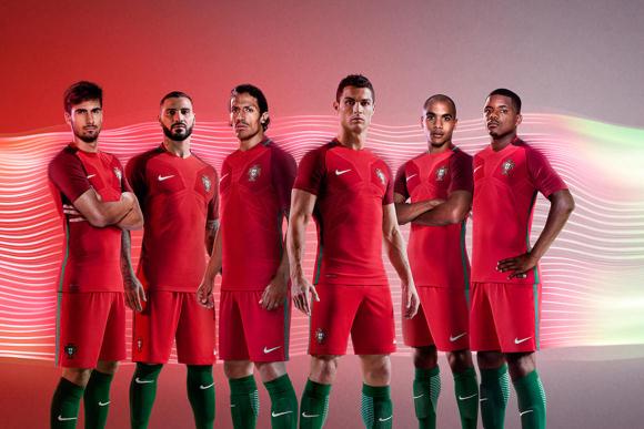 Portugal New Home Kit 16 17